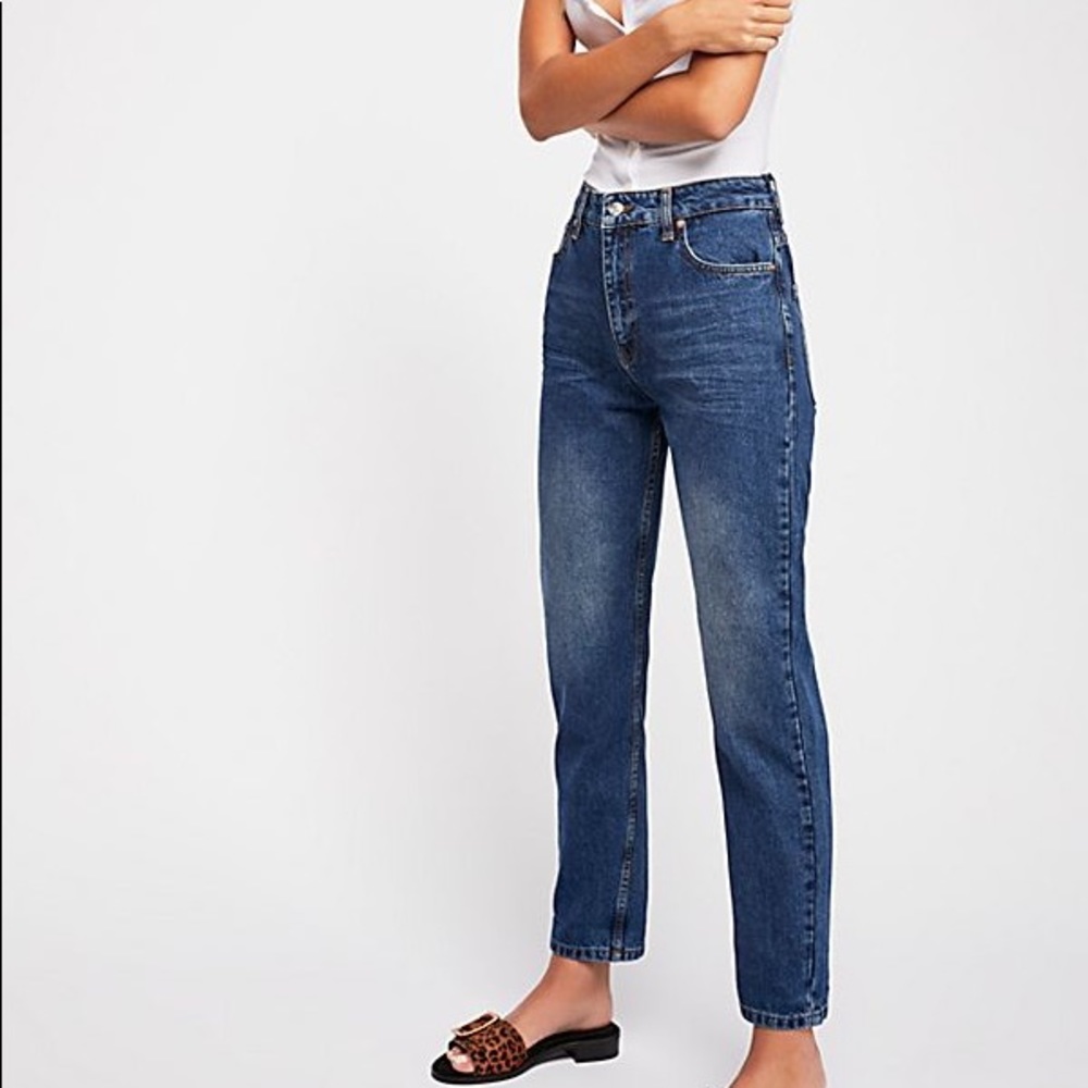 Free People Girlfriend High Waisted Mom Jeans NWT